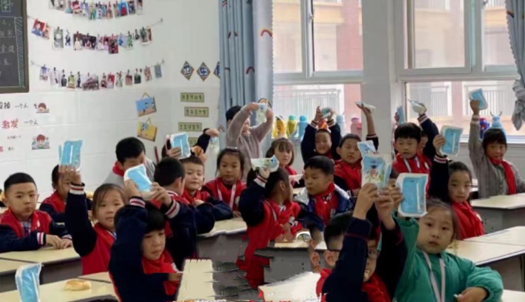 未來可期 健康護(hù)航丨花花牛乳業(yè)集團(tuán)取得學(xué)生飲用奶常、低溫發(fā)酵乳生產(chǎn)資質(zhì)