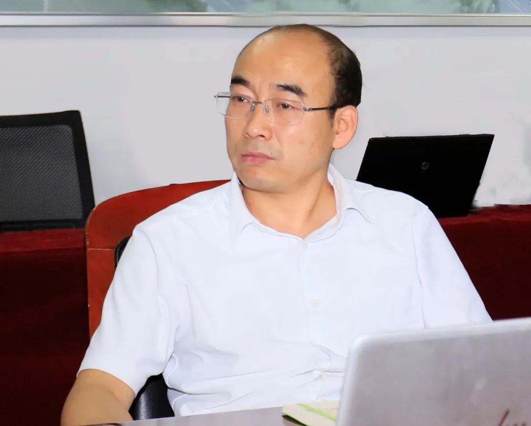 花花牛乳業(yè)集團(tuán)召開10月份營銷工作會議