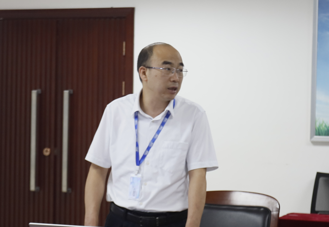 繼往開來 · 再創(chuàng)輝煌 | 花花牛乳業(yè)集團(tuán)召開9月營銷、養(yǎng)殖及飼料月度經(jīng)營工作會(huì)議