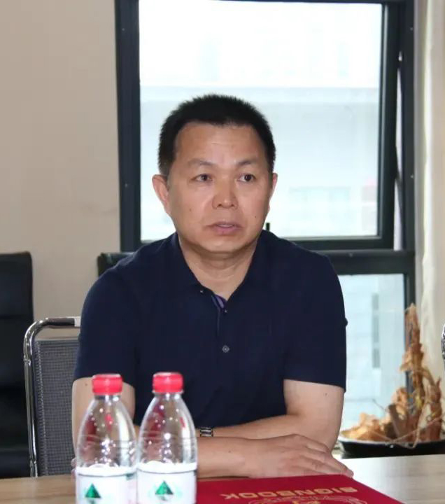 愛心奶情系學(xué)子，公益情溫暖人心—河南花花牛乳業(yè)集團(tuán)助力基金會“圓夢計劃?一杯奶”公益項目，愛心捐贈善款50萬元！