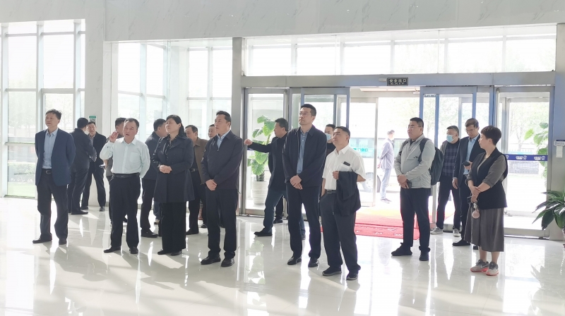 花花牛丨沈陽市人大常委會副主任曹鵬一行蒞臨花花?？疾熳? />
			</div>
		<div   id=